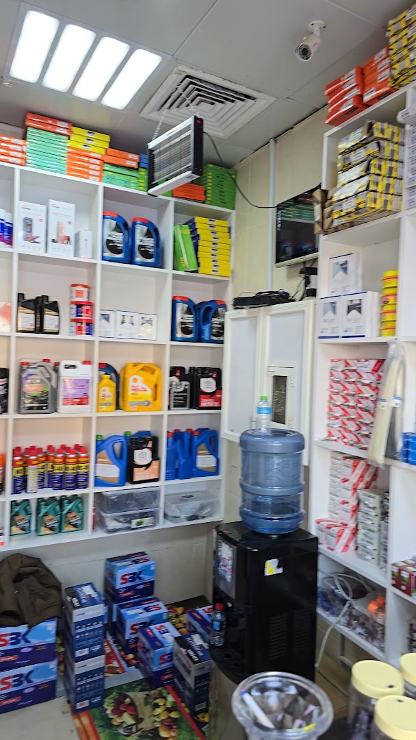 Second shelf wall with more parts and accessories